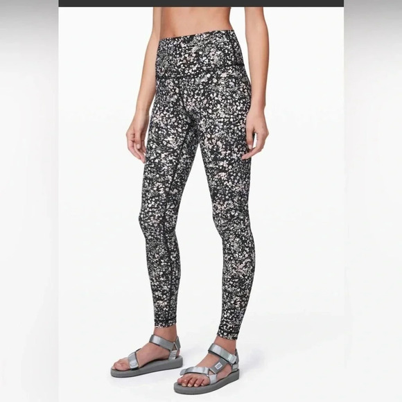 Lululemon Wunder Under High-Rise Tight 28" Full-On Luxtreme Floral Spritz Sz 8 - Picture 2 of 6